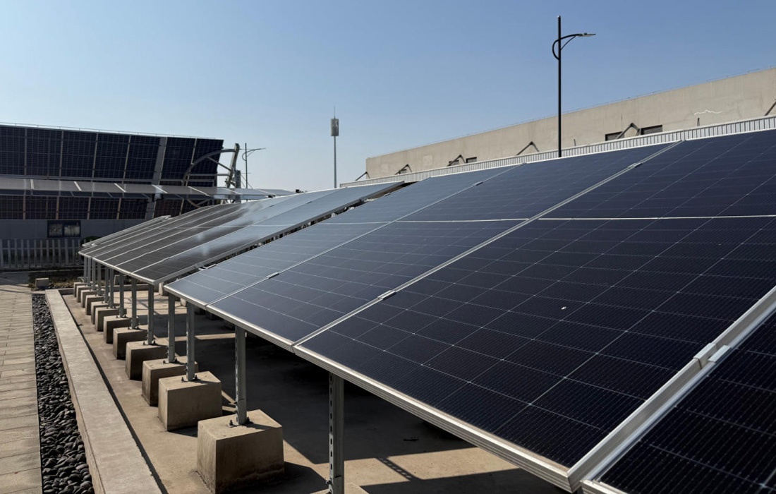 Lightweight Rigid Solar Panels